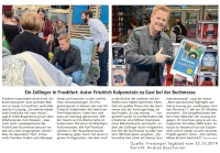 Vorschaubild: Zeitungsartikel aus dem Freisinger Tagblatt vom 22.10.2019. Oberhalb des Textes befinden sich zwei Bilder. Bild eins: Friedrich Kalpenstein signiert für seine Fans nach seiner Lesung seinen neuen Roman. Bild zwei: Friedrich Kalpenstein am Messestand mit einem Hocker in seiner Hand, auf dem das Cover seines neuen Romans "Inselhippies" aufgedruckt ist.